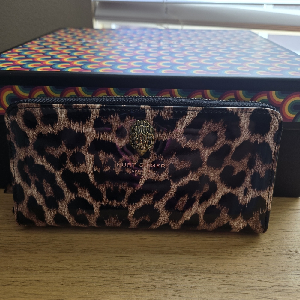 Kurt Geiger Leopard Print Wallet with Gold Detail - Picture 2 of 3